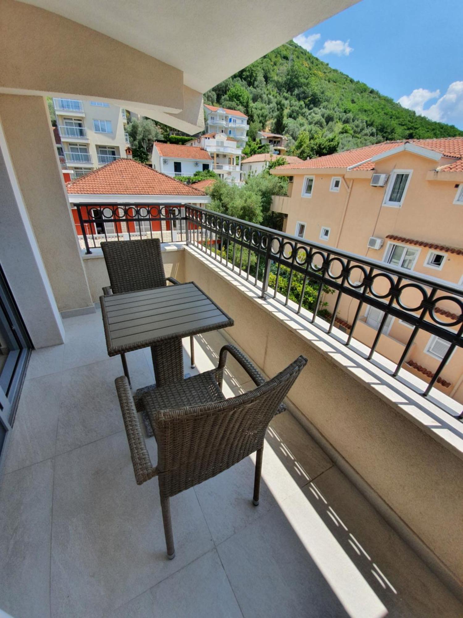 Apartments Boreta Будва Екстер'єр фото